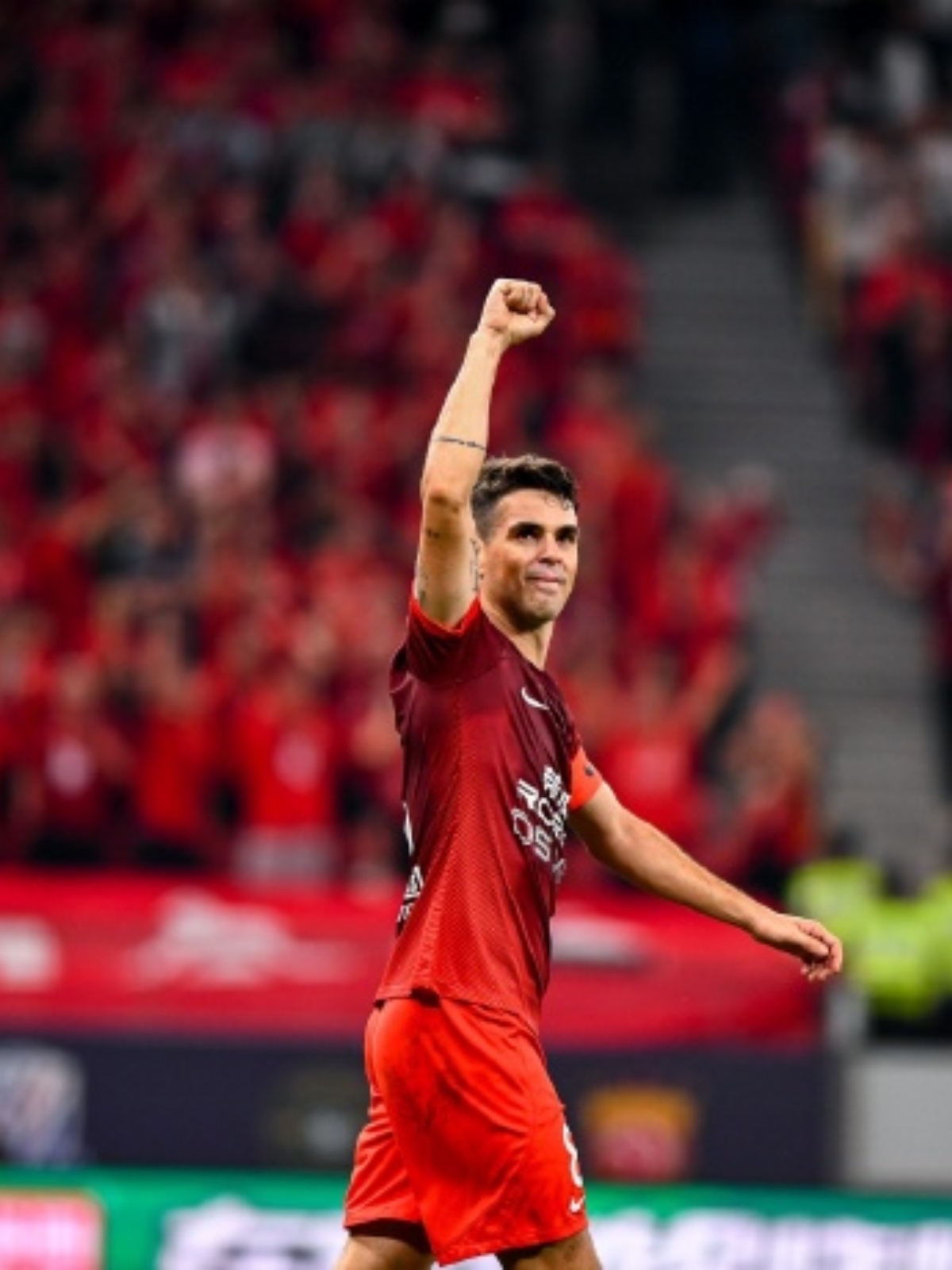 莱比锡红牛豪取胜利,继续在德国足球联赛中保持领先 莱比锡红牛豪取胜利,继续在德国足球联赛中保持领先