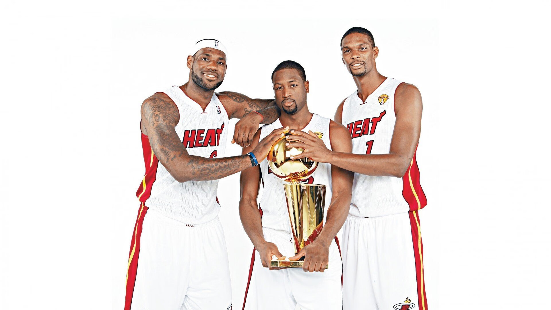 金字塔尖的防守艺术，德里赫特关键封堵，埃及球队历史性稳稳拿下曼城