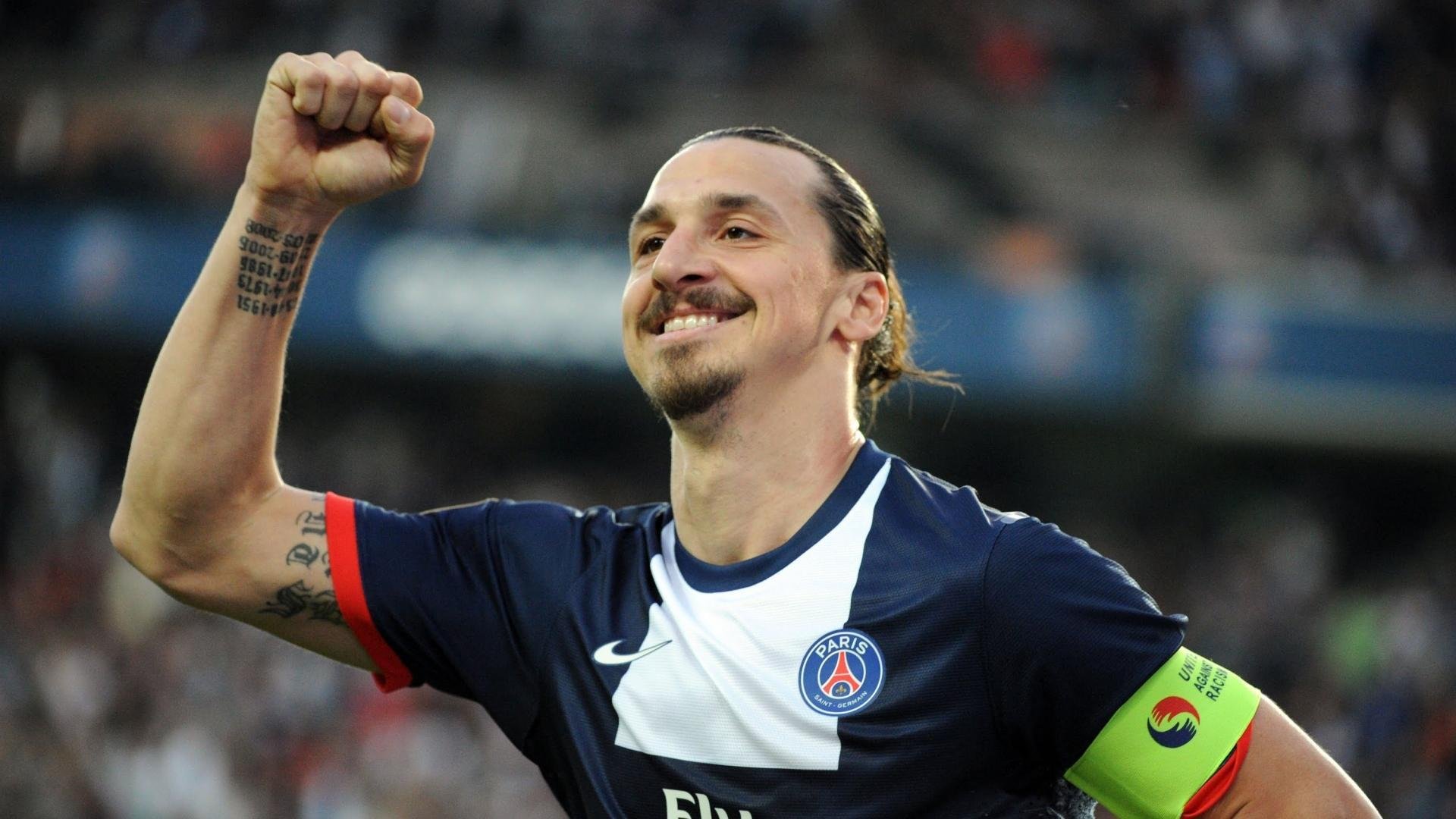 哈弗茨在焦点战证明自己，勒沃库森速胜墨西哥，一场跨越时空的足球对话