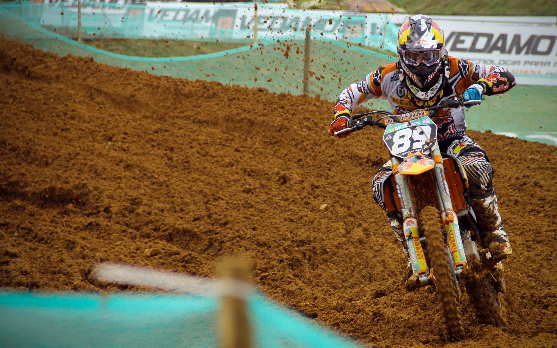 黄鸭组合领衔破局，中国队完胜印尼队展团队韧性